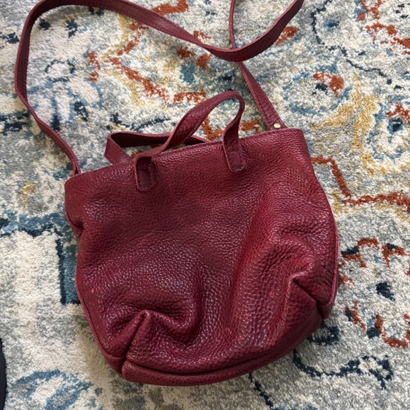 Portland Leather Crossbody Handbag - Picture 3 of 4